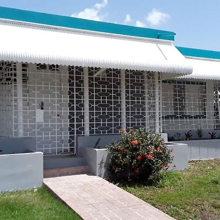 Casa Del Sol-Unit A Villa Bayamon Eksteriør bilde