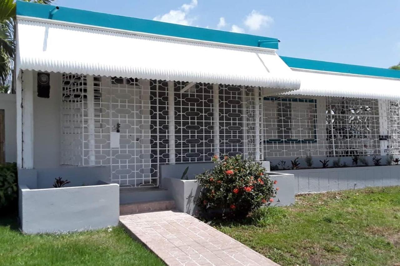 Casa Del Sol-Unit A Villa Bayamon Eksteriør bilde